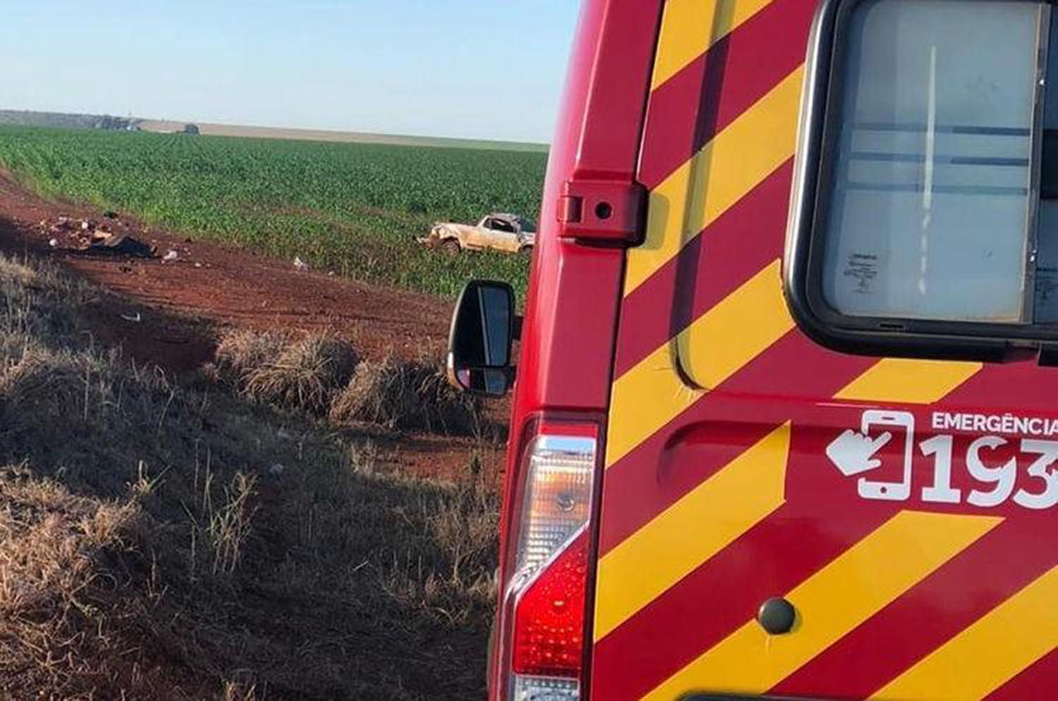 Carro Sai Da Pista Capota E Uma Pessoa Morre Na Go Em Mineiros