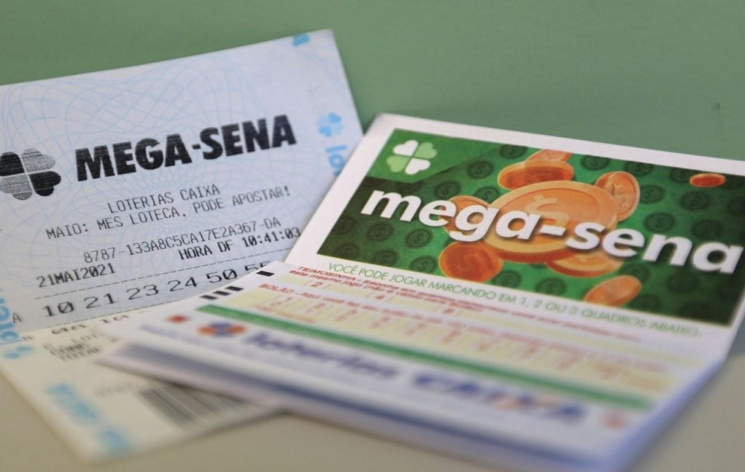 Mega-Sena pode pagar R$ 170 milhões neste sábado.